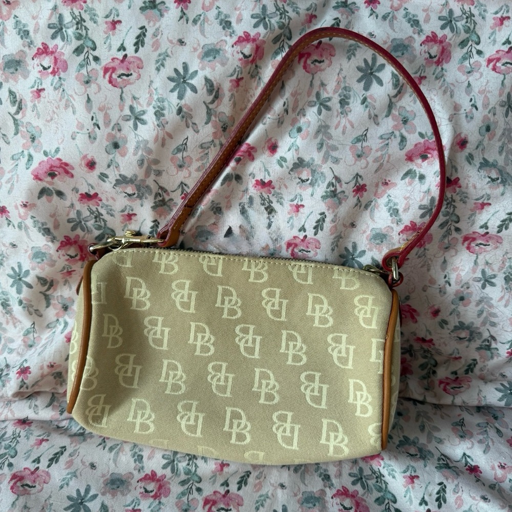Dooney & Bourke mini barrel bag